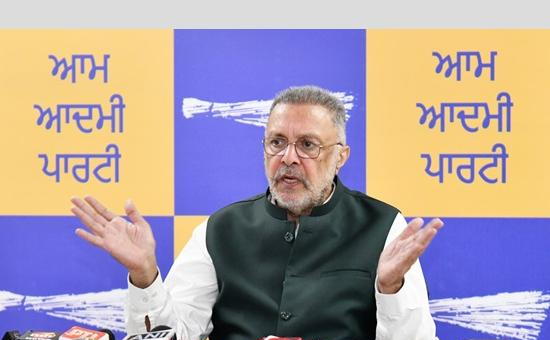 ਜ਼ਿੰਦਗੀਆਂ ਵਿੱਚ ਰੋਸ਼ਨੀ ਭਰਨਾ: ਡਾ. ਬਲਬੀਰ ਸਿੰਘ ਨੇ ਅੱਖਾਂ ਦਾਨ ਸਬੰਧੀ ਮੁਹਿੰਮ ਜਰੀਏ ਅੰਨ੍ਹੇਪਣ ਨੂੰ ਠੀਕ ਕਰਨ ਦੀ ਕੀਤੀ ਅਗਵਾਈ