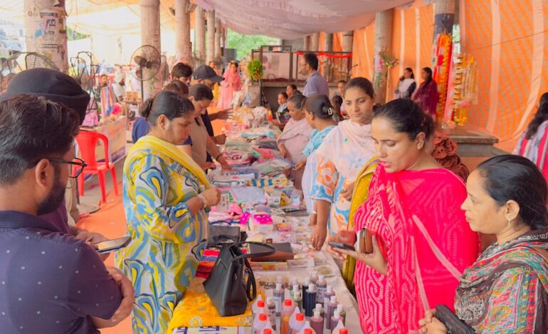 ਗੁਰਦਾਸਪੁਰ ਵਿੱਚ ਸਵੈ-ਸਹਾਇਤਾ ਸਮੂਹਾਂ ਲਈ ਉਮੀਦ ਦੀ ਨਵੀਂ ਕਿਰਨ ਬਣਿਆ ‘ਉਮੀਦ ਬਜ਼ਾਰ’