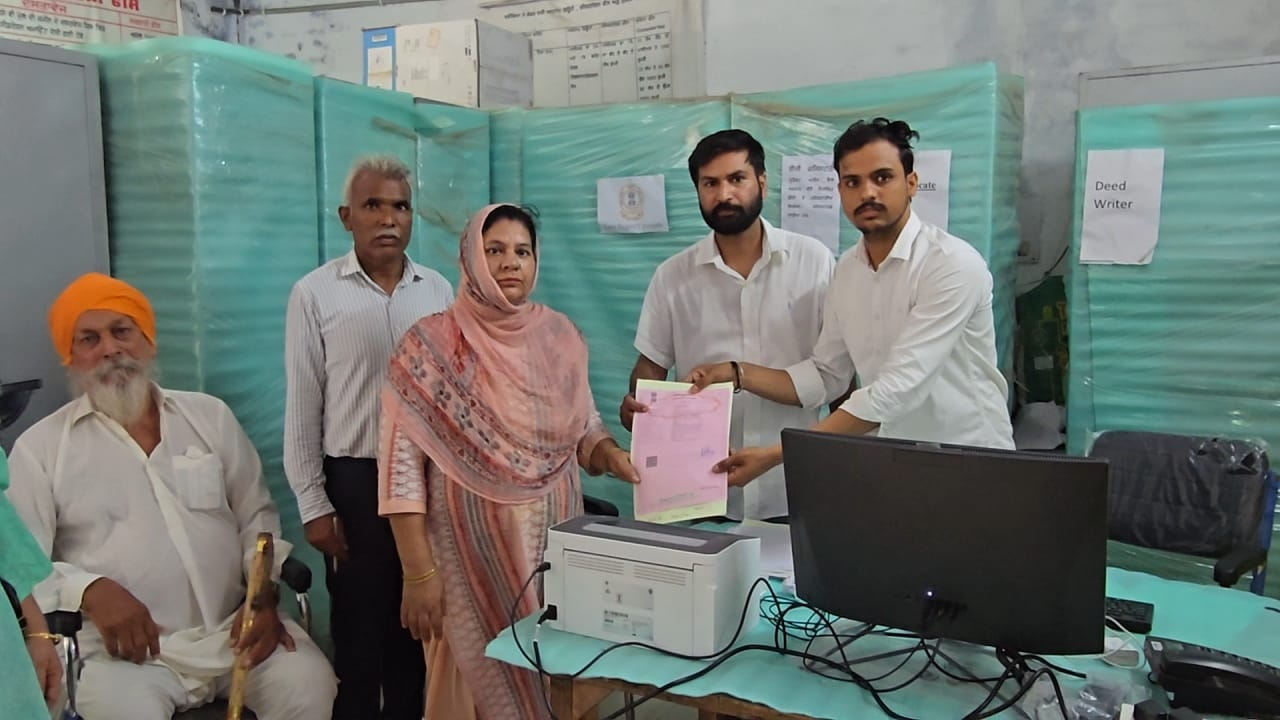 ਈਜ਼ੀ ਰਜਿਸ਼ਟਰੇਸ਼ਨ ਰਾਹੀਂ ਲੋਕਾਂ ਦੀ ਖੱਜਲ-ਖੁਆਰੀ ਹੋਈ ਖਤਮ