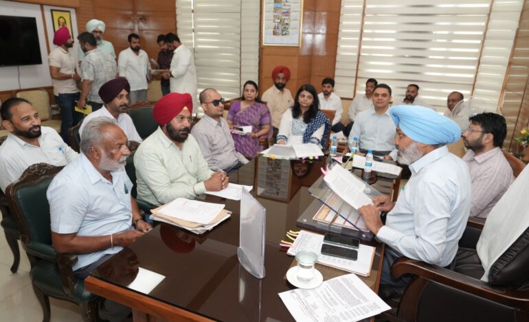 ਵਿੱਤ ਮੰਤਰੀ ਹਰਪਾਲ ਸਿੰਘ ਚੀਮਾ ਵੱਲੋਂ ਪੰਜ ਕਰਮਚਾਰੀ ਯੂਨੀਅਨਾਂ ਨਾਲ ਮੀਟਿੰਗ