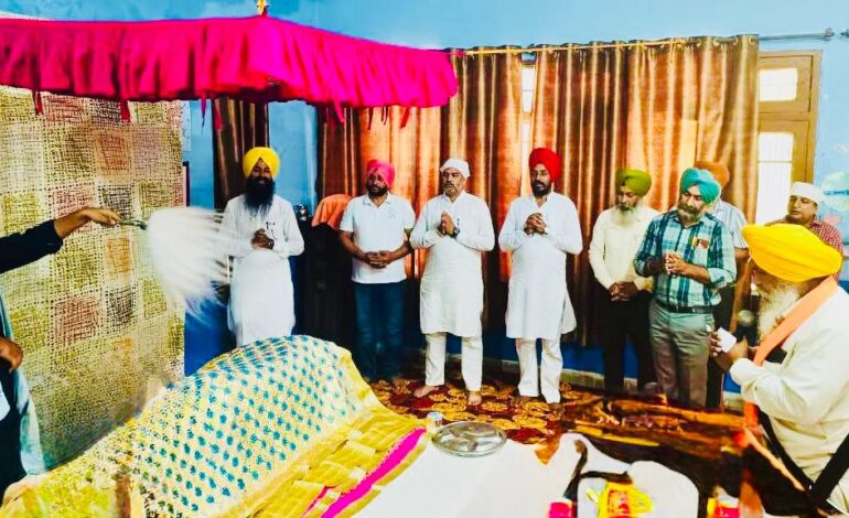 ਨੈਸ਼ਨਲ ਅਚੀਵਮੈਂਟ ਸਰਵੇਖਣ 2024-25 ਵਿੱਚ ਜ਼ਿਲ੍ਹਾ ਗੁਰਦਾਸਪੁਰ ਦੂਸਰੇ ਸਥਾਨ ਤੇ ਆਉਣ ਤੇ ਸ਼੍ਰੀ ਸੁਖਮਨੀ ਸਾਹਿਬ ਦਾ ਪਾਠ ਕਰਵਾਇਆ ਗਿਆ