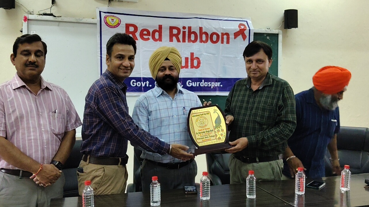 ਸਰਕਾਰੀ ਕਾਲਜ ਗੁਰਦਾਸਪੁਰ ਵਿਖੇ ਅੰਤਰਰਾਸ਼ਟਰੀ ਯੁਵਕ ਦਿਵਸ ਮਨਾਇਆ