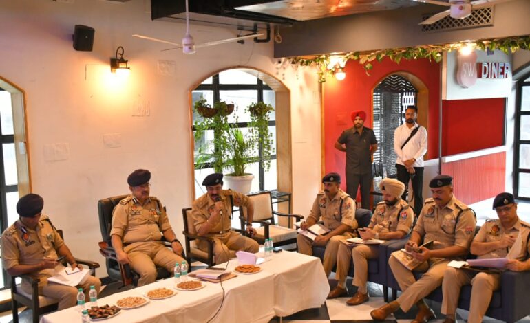 ਸੁਤੰਤਰਤਾ ਦਿਵਸ ਦੇ ਮੱਦੇਨਜ਼ਰ ਪੰਜਾਬ ਦੇ ਜ਼ਿਲ੍ਹਿਆਂ ਵਿੱਚ ਸੀਨੀਅਰ ਅਧਿਕਾਰੀ ਕਰਨਗੇ ਸੁਰੱਖਿਆ ਪ੍ਰਬੰਧਾਂ ਦੀ ਨਿਗਰਾਨੀ