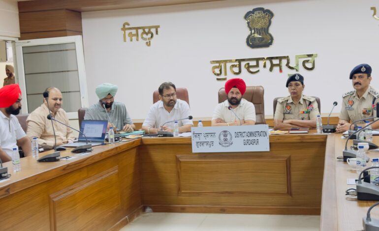 ਜ਼ਿਲ੍ਹਾ ਪ੍ਰਸ਼ਾਸਨ ਨੇ ਨਿਹੰਗ ਜਥੇਬੰਦੀ ਨੂੰ ਧਰਮਪੁਰਾ ਕਲੋਨੀ ਬਟਾਲਾ ਤੋਂ ਨਜਾਇਜ਼ ਕਬਜ਼ਾ ਛੱਡਣ ਲਈ ਕਿਹਾ
