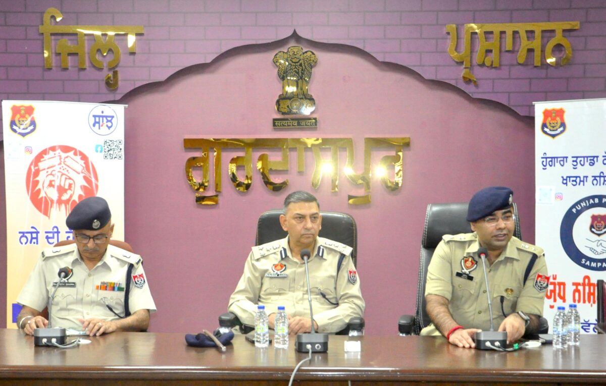 ਡੀ.ਆਈ.ਜੀ. ਨਵੀਨ ਸੈਣੀ ਨੇ ਨਸ਼ੇ ਅਤੇ ਅਪਰਾਧ ਨੂੰ ਜੜ੍ਹ ਤੋਂ ਖ਼ਤਮ ਕਰਨ ਲਈ ਵਪਾਰੀਆਂ ਤੇ ਪੇਸ਼ੇਵਰਾਂ ਦੇ ਸੁਝਾਅ ਲਏ