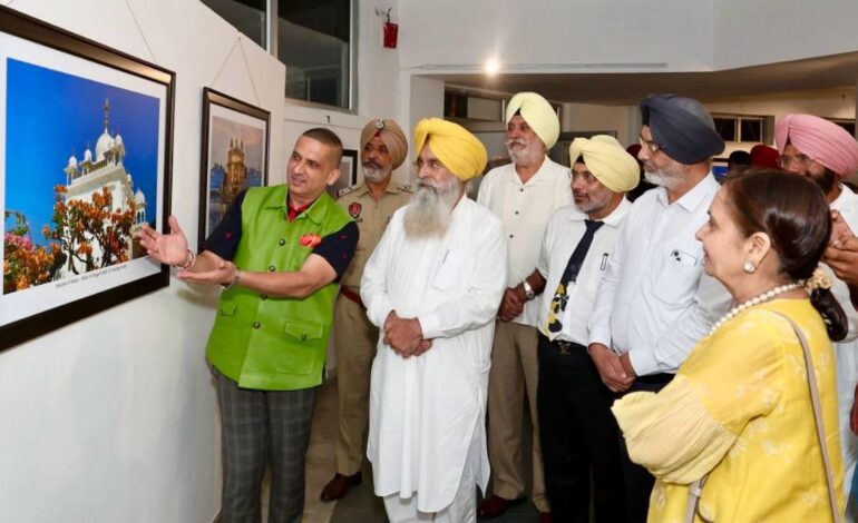 ਗੁਰਮੀਤ ਸਿੰਘ ਖੁੱਡੀਆਂ ਵੱਲੋਂ “ਪੰਜਾਬ ਇਨ ਫਰੇਮਜ਼” ਫੋਟੋ ਪ੍ਰਦਰਸ਼ਨੀ ਦਾ ਉਦਘਾਟਨ