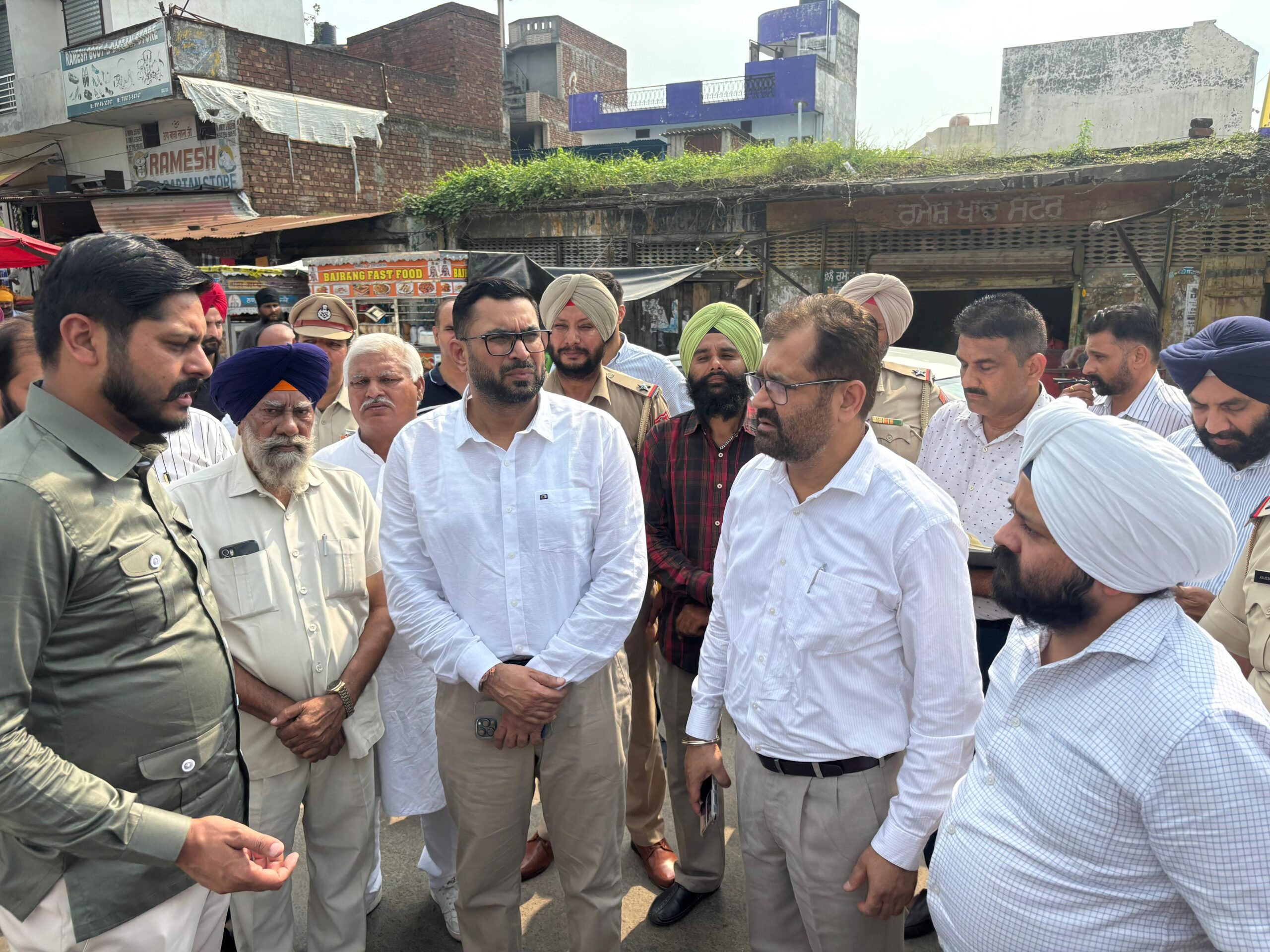 ਵਿਧਾਇਕ ਅਮਨਸ਼ੇਰ ਸਿੰਘ ਸ਼ੈਰੀ ਕਲਸੀ ਅਤੇ ਡਿਪਟੀ ਕਮਿਸ਼ਨਰ ਦਲਵਿੰਦਰਜੀਤ ਸਿੰਘ ਨੇ ਵਿਆਹ ਪੁਰਬ ਸਮਾਗਮ ਦੇ ਸਬੰਧ ਵਿੱਚ ਕੀਤੀਆਂ ਜਾ ਰਹੀਆਂ ਤਿਆਰੀਆਂ ਦਾ ਲਿਆ ਜਾਇਜ਼ਾ