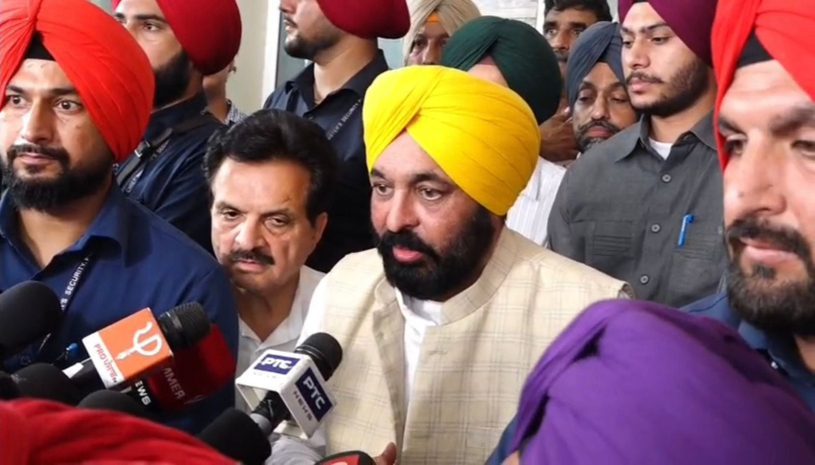 ਮੁੱਖ ਮੰਤਰੀ ਨੇ ਕਾਮੇਡੀਅਨ ਜਸਵਿੰਦਰ ਭੱਲਾ ਦੇ ਦੇਹਾਂਤ ‘ਤੇ ਦੁੱਖ ਪ੍ਰਗਟਾਇਆ