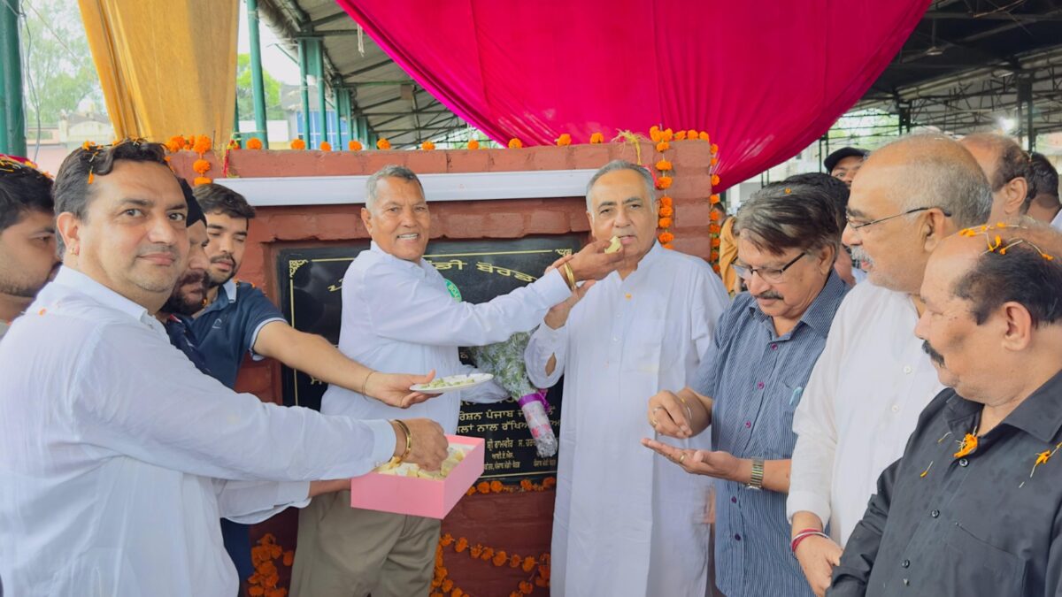 ਚੇਅਰਮੈਨ ਰਮਨ ਬਹਿਲ ਦੀਆਂ ਕੋਸ਼ਿਸ਼ਾਂ ਨਾਲ ਸਬਜ਼ੀ ਮੰਡੀ ਗੁਰਦਾਸਪੁਰ ਨੂੰ ਮਿਲਿਆ ਤੋਹਫ਼ਾ