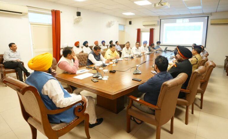 ਮੁੱਖ ਮੰਤਰੀ ਵੱਲੋਂ ਪੰਜਾਬ ਦੇ ਹੜ੍ਹ ਪ੍ਰਭਾਵਿਤ ਇਲਾਕਿਆਂ ਵਿੱਚ ਰਾਹਤ ਤੇ ਬਚਾਅ ਕਾਰਜਾਂ ਦੀ ਨਿਗਰਾਨੀ ਲਈ ਉਚ-ਤਾਕਤੀ ਕਮੇਟੀ ਦਾ ਗਠਨ