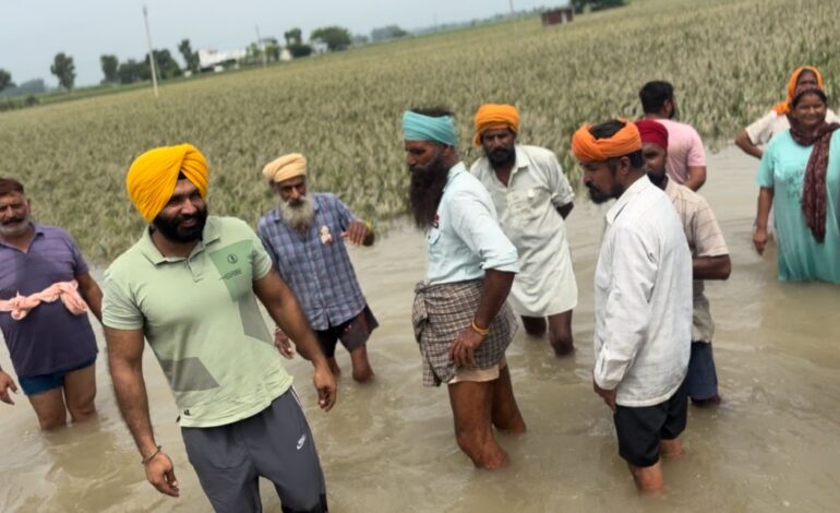 ਬੱਬੇਹਾਲੀ ਦੀ ਅਗਵਾਈ ਹੇਠ ਅਕਾਲੀ ਦਲ ਹੜ੍ਹ ਪੀੜਤਾਂ ਦੀ ਕਰ ਰਿਹਾ ਹਰ ਸੰਭਵ ਮਦਦ