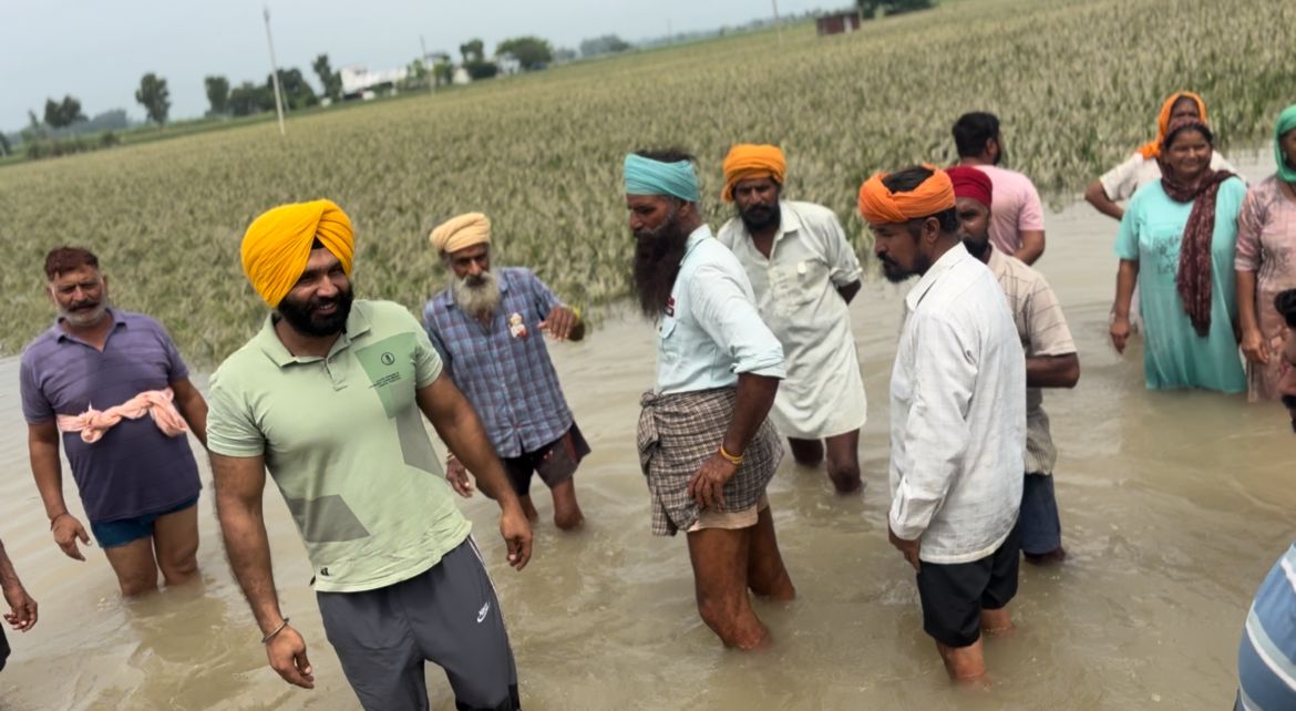 ਬੱਬੇਹਾਲੀ ਦੀ ਅਗਵਾਈ ਹੇਠ ਅਕਾਲੀ ਦਲ ਹੜ੍ਹ ਪੀੜਤਾਂ ਦੀ ਕਰ ਰਿਹਾ ਹਰ ਸੰਭਵ ਮਦਦ