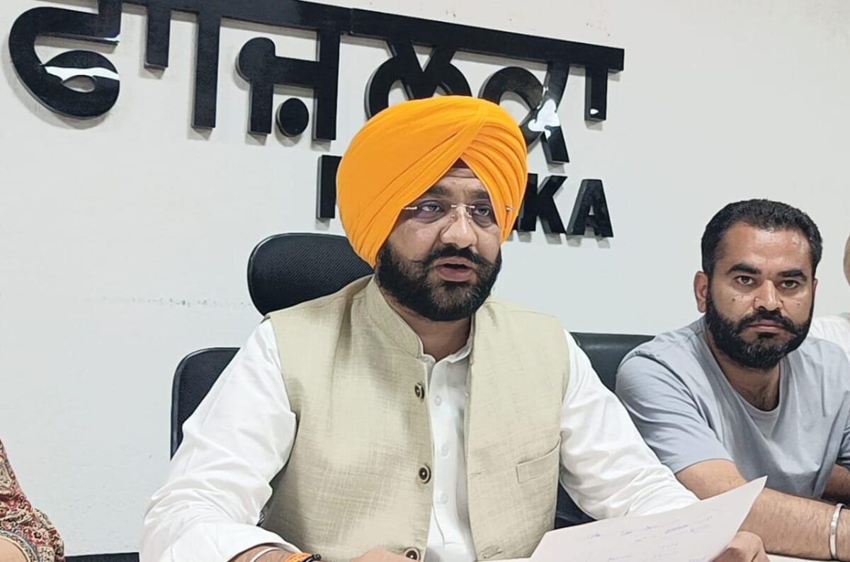 ਰਾਹਤ ਸਮੱਗਰੀ ਤੋਂ ਲੈ ਕੇ ਸਿਹਤ ਸੇਵਾਵਾਂ ਤੱਕ-ਹਰ ਪਲ ਹੜ੍ਹ ਪੀੜਤਾਂ ਦੇ ਨਾਲ ਖੜ੍ਹੀ ਮਾਨ ਸਰਕਾਰ