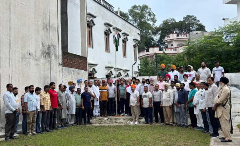 ਭਾਰਤ ਦੀ ਆਜ਼ਾਦੀ ਲਈ ਅਣਗਿਣਤ ਨਾਇਕਾਂ ਨੇ ਆਪਣੀਆਂ ਜਾਨਾਂ ਕੁਰਬਾਨ ਕੀਤੀਆਂ – ਵਿਧਾਇਕ ਪਾਹੜਾ