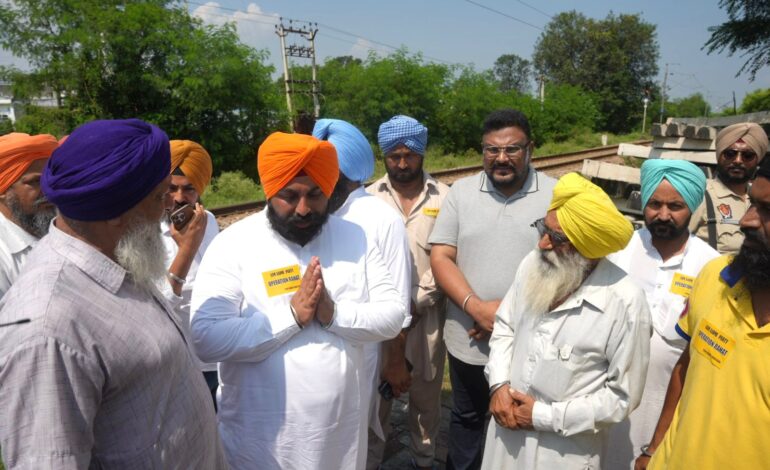 ਪੰਜਾਬ ਸਰਕਾਰ ਹੜ੍ਹ ਪੀੜਤਾਂ ਦੇ ਮੁੜ ਵਸੇਬੇ ਲਈ – ਰਾਹਤ ਕਾਰਜਾਂ ਵਿੱਚ ਪੂਰੀ ਤਾਕਤ ਨਾਲ ਜੁੱਟੀ