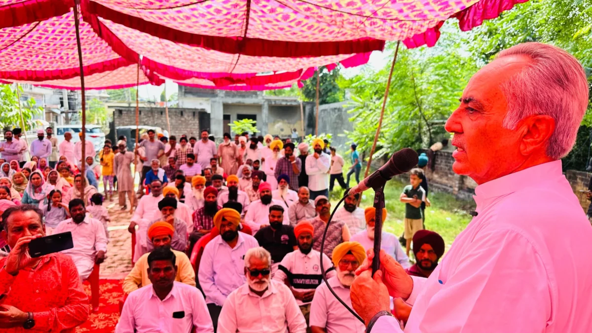 ਰਮਨ ਬਹਿਲ ਨੇ ਪਿੰਡ ਜੀਵਨਵਾਲ, ਝਾਵਰ, ਰੱਤੋਵਾਲ, ਤਲਵੰਡੀ ਵਿਰਕ ਦੀ ਸੰਪਰਕ ਸੜਕ ਦਾ ਨੀਂਹ ਪੱਥਰ ਰੱਖਿਆ