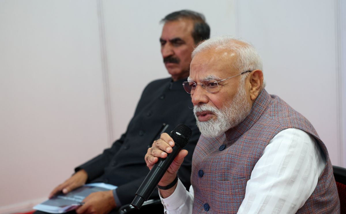 ਪ੍ਰਧਾਨ ਮੰਤਰੀ ਨੇ ਹਿਮਾਚਲ ਪ੍ਰਦੇਸ਼ ਦੇ ਹੜ੍ਹ ਅਤੇ ਮੀਂਹ ਪ੍ਰਭਾਵਿਤ ਖੇਤਰਾਂ ਦਾ ਹਵਾਈ ਸਰਵੇਖਣ ਕੀਤਾ