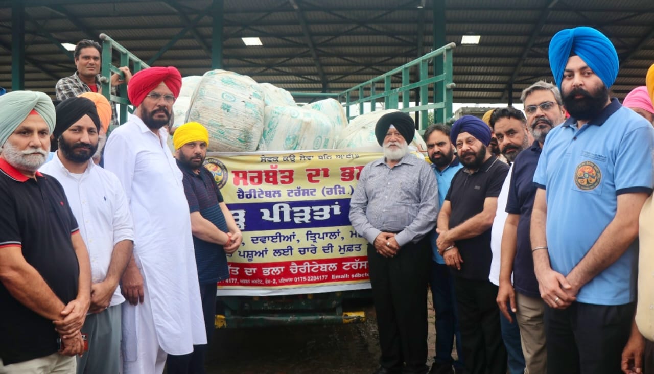 ਉੱਘੇ ਸਮਾਜ ਸੇਵਕ ਡਾ.ਉਬਰਾਏ ਨੇ ਵੰਡਾਇਆ ਹੜ੍ਹ ਪੀੜਤਾਂ ਦਾ ਦਰਦ