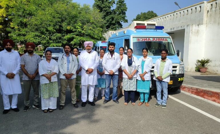 ਵਿੱਤ ਮੰਤਰੀ ਹਰਪਾਲ ਸਿੰਘ ਚੀਮਾ ਨੇ ਹਲਕਾ ਦਿੜ੍ਹਬਾ ਦੇ ਹੜ੍ਹ ਪ੍ਰਭਾਵਿਤ ਖੇਤਰਾਂ ਲਈ ਭੇਜੀਆਂ ਤਿੰਨ ਐਂਬੂਲੈਂਸਾਂ