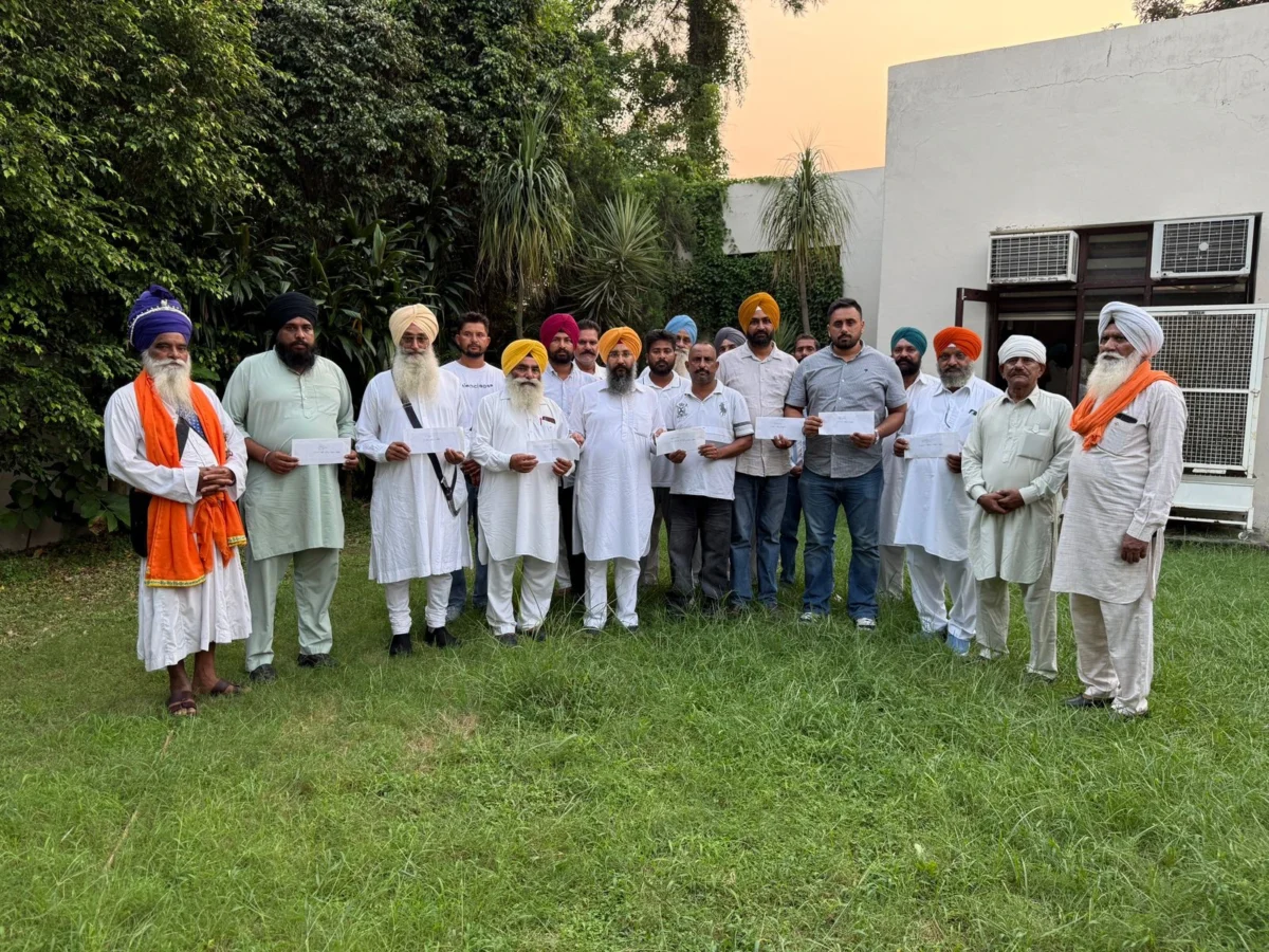 ਐਡਵੋਕੇਟ ਜਗਰੂਪ ਸਿੰਘ ਸੇਖਵਾਂ ਨੇ ਕਾਦੀਆਂ ਹਲਕੇ ਦੀਆਂ ਪੰਚਾਇਤਾਂ ਨੂੰ ਵਿਕਾਸ ਕਾਰਜਾਂ ਲਈ 80 ਲੱਖ ਰੁਪਏ ਦੇ ਚੈੱਕ ਵੰਡੇ