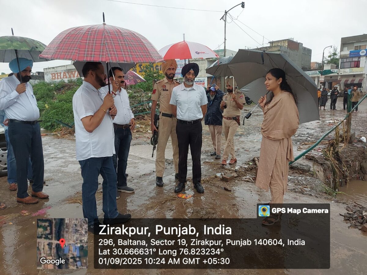 ਘੱਗਰ ਵਿੱਚ ਪਾਣੀ ਦਾ ਪੱਧਰ ਕਾਬੂ ਵਿੱਚ, ਅਫਵਾਹਾਂ ‘ਤੇ ਧਿਆਨ ਨਾ ਦਿਓ – ਡੀ.ਸੀ. ਕੋਮਲ ਮਿੱਤਲ