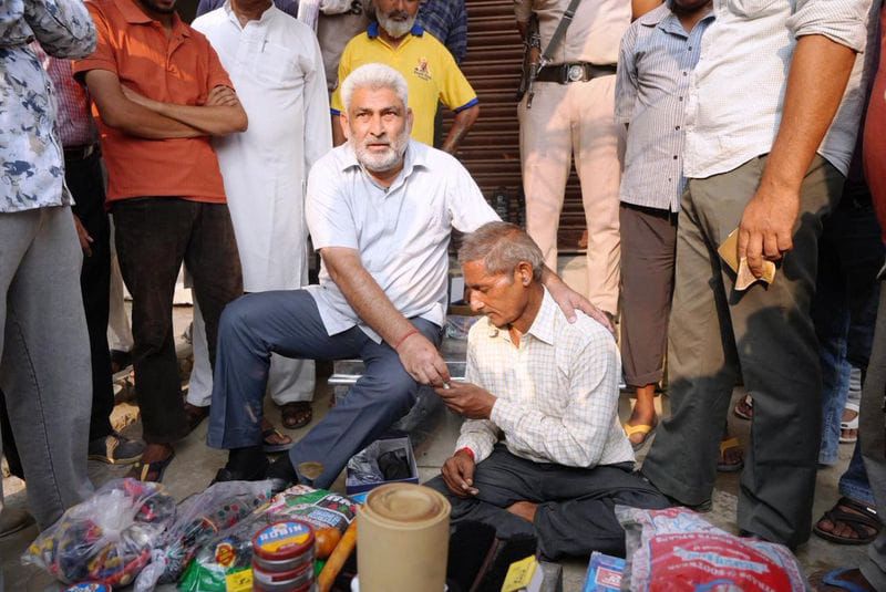 ਹੜ੍ਹ ਪੀੜਤਾਂ ਨਾਲ ਚਟਾਨ ਵਾਂਗ ਖੜ੍ਹੀ ਪੰਜਾਬ ਸਰਕਾਰ! ਰੋਜ਼ਗਾਰ ਮੁੜ ਖੜ੍ਹਾ ਕਰਨ ਲਈ ਖੋਲ੍ਹਿਆ ਮਦਦ ਦਾ ਖਜ਼ਾਨਾ, ਪਰਿਵਾਰਾਂ ਨੂੰ ਮਿਲੀ ਵਿੱਤੀ ਸਹਾਇਤਾ!