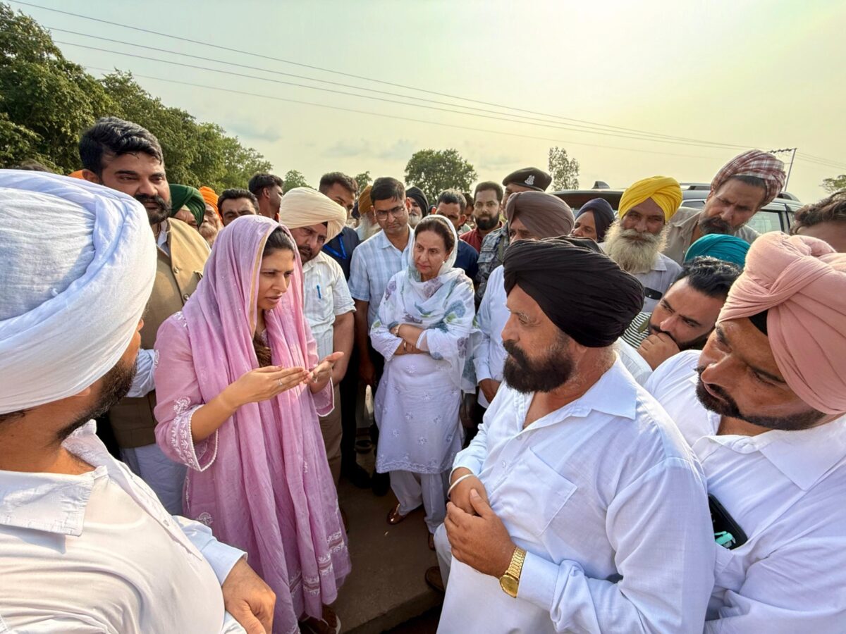ਕੇਂਦਰੀ ਰਾਜ ਮੰਤਰੀ ਰਕਸ਼ਾ ਨਿਖਿਲ ਖੜਸੇ ਅਤੇ ਪ੍ਰਨੀਤ ਕੌਰ ਨੇ ਹੜ੍ਹ ਪ੍ਰਭਾਵਿਤ ਪਟਿਆਲਾ ਦਾ ਦੌਰਾ ਕੀਤਾ