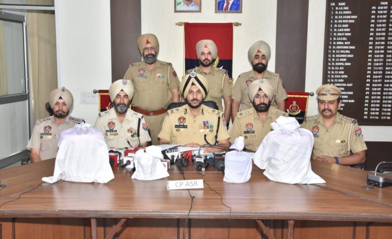 ਅੰਮ੍ਰਿਤਸਰ ਵਿੱਚ ਦੋ ਔਰਤਾਂ ਸਮੇਤ ਛੇ ਨਸ਼ਾ ਤਸਕਰ 9 ਕਿਲੋ ਹੈਰੋਇਨ ਨਾਲ ਗ੍ਰਿਫਤਾਰ