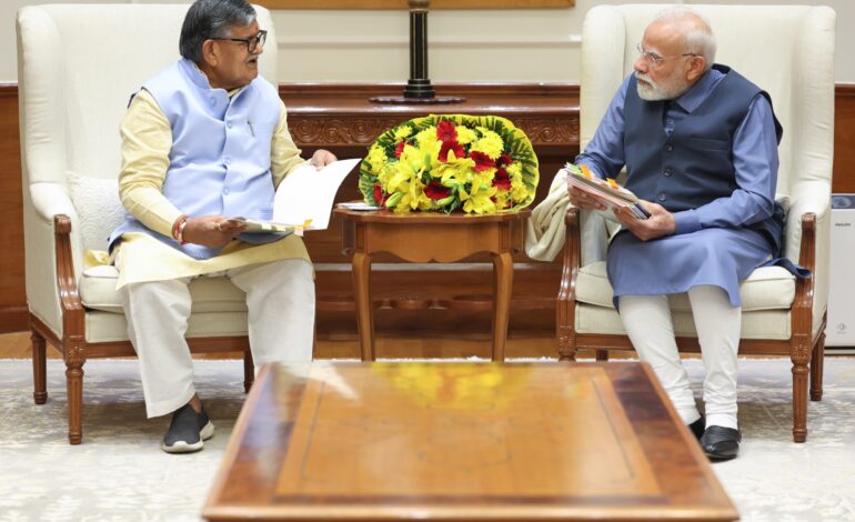 ਪੰਜਾਬ ਦੇ ਰਾਜਪਾਲ ਅਤੇ ਯੂਟੀ ਚੰਡੀਗੜ੍ਹ ਦੇ ਪ੍ਰਸ਼ਾਸਕ ਸ਼੍ਰੀ ਗੁਲਾਬ ਚੰਦ ਕਟਾਰੀਆ ਨੇ ਪ੍ਰਧਾਨ ਮੰਤਰੀ ਸ਼੍ਰੀ ਨਰਿੰਦਰ ਮੋਦੀ ਨਾਲ ਕੀਤੀ ਮੁਲਾਕਾਤ ; ਹੜ੍ਹ ਰਾਹਤ, ਵਿਕਾਸ ਅਤੇ ਪੰਜਾਬ ਅਤੇ ਚੰਡੀਗੜ੍ਹ ਨਾਲ ਸਬੰਧਤ ਅਹਿਮ ਮੁੱਦਿਆਂ `ਤੇ ਕੀਤੀ ਚਰਚਾ