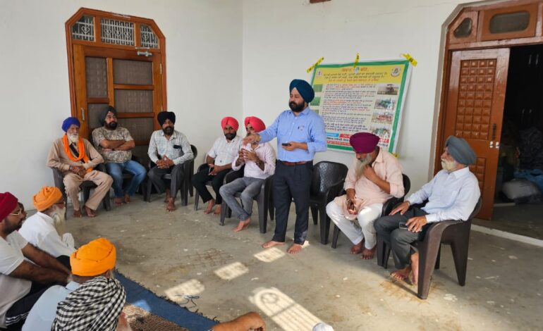 ਜ਼ਿਲ੍ਹਾ ਪ੍ਰਸ਼ਾਸਨ ਨੇ ਕਿਸਾਨਾਂ ਨੂੰ ਪਰਾਲੀ ਪ੍ਰਬੰਧਨ ਲਈ ਜਾਗਰੂਕ ਕਰਨ ਲਈ ਪਿੰਡ ਨਾਨੋਵਾਲ ਜੀਂਦੜ ਵਿਖੇ ਕੈਂਪ ਲਗਾਇਆ