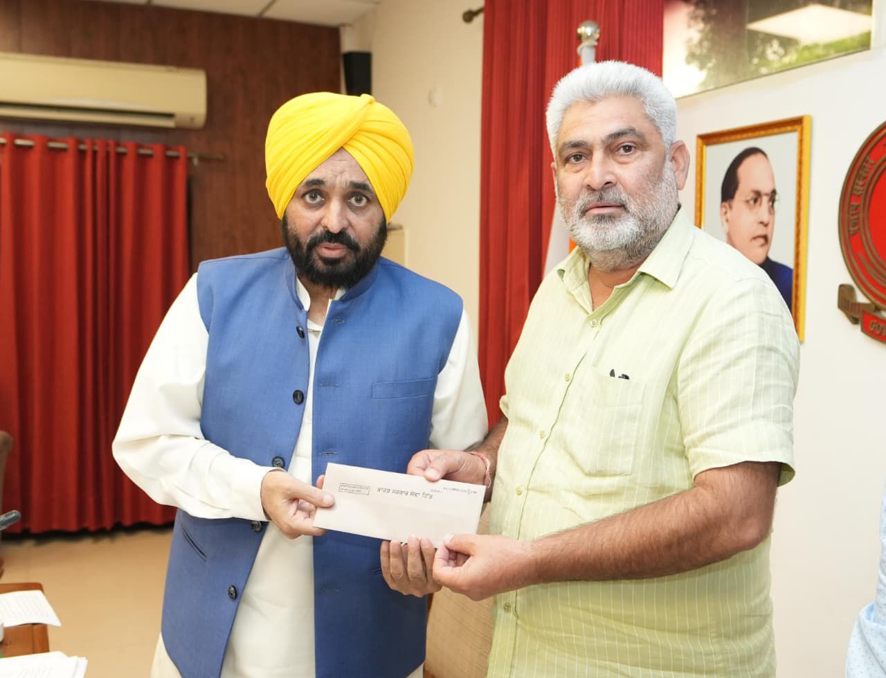 ਖੁਰਾਕ, ਸਿਵਲ ਸਪਲਾਈ ਅਤੇ ਖਪਤਕਾਰ ਮਾਮਲੇ ਵਿਭਾਗ ਹੜ੍ਹ ਪ੍ਰਭਾਵਿਤ ਲੋਕਾਂ ਲਈ ਮੁੱਖ ਮੰਤਰੀ ਰਾਹਤ ਫੰਡ ‘ਚ 41 ਲੱਖ ਰੁਪਏ ਦਾ ਯੋਗਦਾਨ ਪਾਏਗਾ