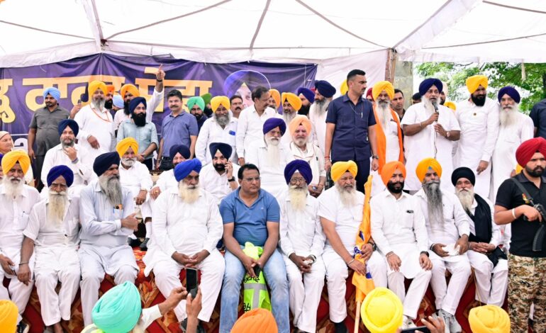 ਪੰਜਾਬੀਆਂ ਤੋਂ ’ਇਕ ਮੌਕਾ’ ਮੰਗਣ ਵਾਲਾ ਕੇਜਰੀਵਾਲ ਕਿਥੇ ਹੈ: ਸੁਖਬੀਰ ਸਿੰਘ ਬਾਦਲ