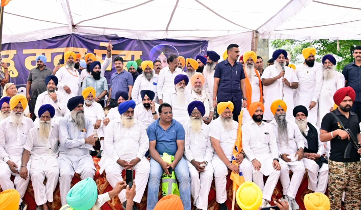 ਪੰਜਾਬੀਆਂ ਤੋਂ ’ਇਕ ਮੌਕਾ’ ਮੰਗਣ ਵਾਲਾ ਕੇਜਰੀਵਾਲ ਕਿਥੇ ਹੈ: ਸੁਖਬੀਰ ਸਿੰਘ ਬਾਦਲ