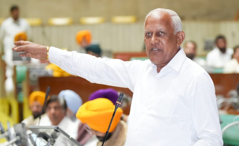 ਹੜ੍ਹਾਂ ਜਿਹੀ ਔਖੀ ਘੜੀ ‘ਚ ਸਿਆਸਤ ਕਰਨ ਅਤੇ ਸਦਨ ਨੂੰ ਗੁਮਰਾਹ ਕਰਨ ਤੋਂ ਬਾਜ਼ ਨਾ ਆਈ ਵਿਰੋਧੀ ਧਿਰ: ਬਰਿੰਦਰ ਕੁਮਾਰ ਗੋਇਲ