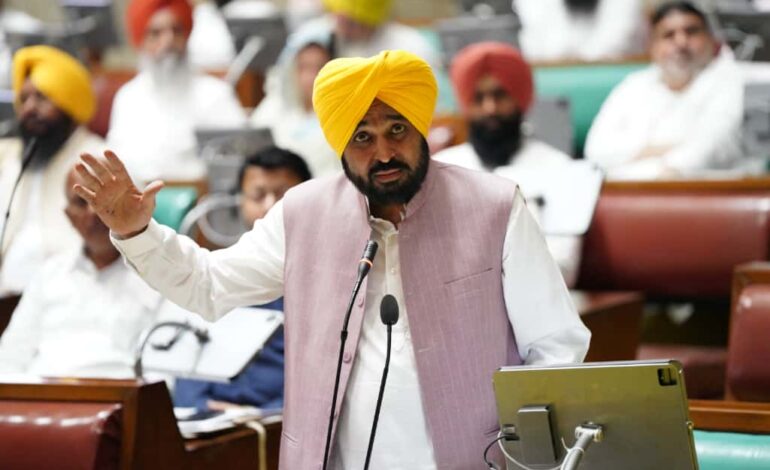 ਮੁੱਖ ਮੰਤਰੀ ਵੱਲੋਂ ‘ਜਿਸਦਾ ਖੇਤ, ਉਸਦੀ ਰੇਤ’ ਸਕੀਮ ਤਹਿਤ ਖੇਤਾਂ ’ਚੋਂ ਰੇਤ ਕੱਢਣ ਲਈ ਕਿਸਾਨਾਂ ਨੂੰ 7200 ਰੁਪਏ ਪ੍ਰਤੀ ਏਕੜ ਦੇਣ ਦਾ ਐਲਾਨ