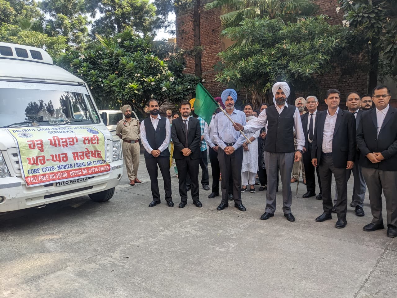 ਜ਼ਿਲ੍ਹਾ ਕਾਨੂੰਨੀ ਸੇਵਾਵਾਂ ਅਥਾਰਿਟੀ ਦੀਆਂ ਟੀਮਾਂ ਵੱਲੋਂ ਹੜ੍ਹ ਪੀੜਤਾਂ ਦਾ ਘਰ-ਘਰ ਜਾ ਕੇ ਕੀਤਾ ਜਾਵੇਗਾ ਸਰਵੇਖਣ