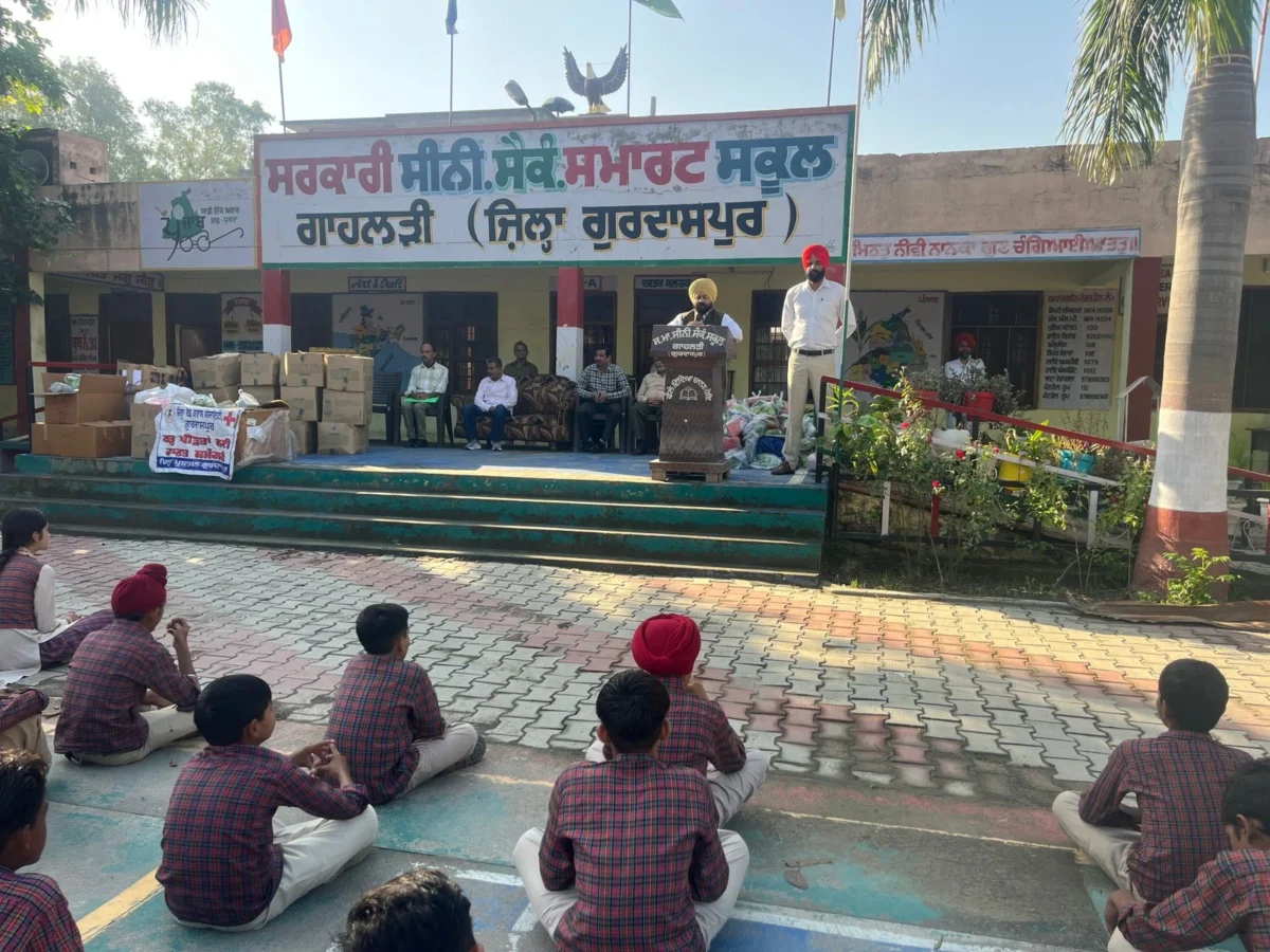 ਵਧੀਕ ਡਿਪਟੀ ਕਮਿਸ਼ਨਰ ਡਾ.ਬੇਦੀ ਵੱਲੋਂ ਵਿਦਿਆਰਥੀਆਂ ਨੂੰ ਪਰਾਲੀ ਸਾੜਨ ਨਾਲ ਹੋਣ ਵਾਲੇ ਨੁਕਸਾਨਾਂ ਤੋਂ ਜਾਣੂ ਕਰਵਾਇਆ ਗਿਆ