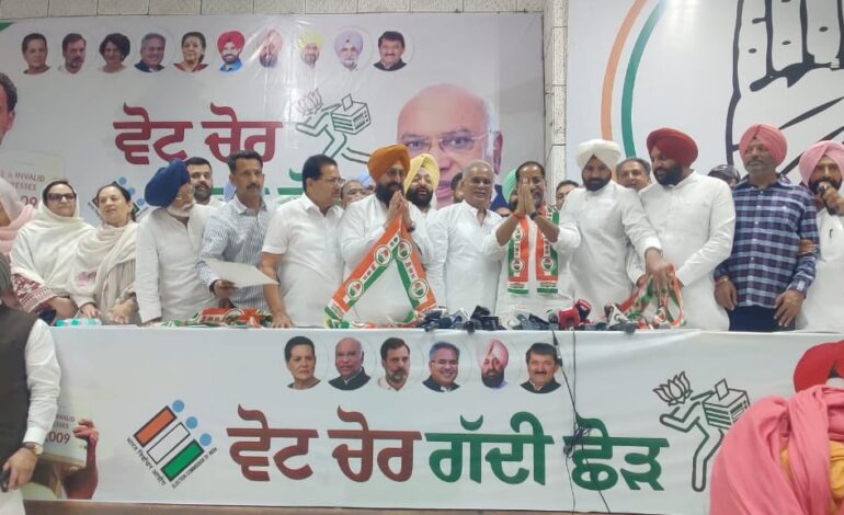 ਅਨਿਲ ਜੋਸ਼ੀ ਕਾਂਗਰਸ ਵਿੱਚ ਸ਼ਾਮਲ: ਸਾਬਕਾ ਮੰਤਰੀ ਨੇ ਛੱਡਿਆ ਅਕਾਲੀ ਦਲ