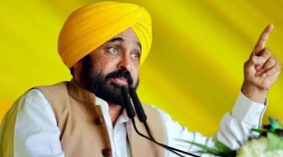 ਪੰਜਾਬ ਵਿੱਚ ਸੈਰ-ਸਪਾਟਾ ਕ੍ਰਾਂਤੀCM ਭਗਵੰਤ ਮਾਨ ਦਾ ਵੱਡਾ ਐਲਾਨ – ਪਠਾਨਕੋਟ ਬਣੇਗਾ ਐਡਵੈਂਚਰ ਹੱਬ, ਫਿਲਮ ਸਿਟੀ ਅਤੇ ਅੰਤਰਰਾਸ਼ਟਰੀ ਕ੍ਰਿਕਟ ਸਟੇਡੀਅਮ ਦੀ ਤਿਆਰੀ