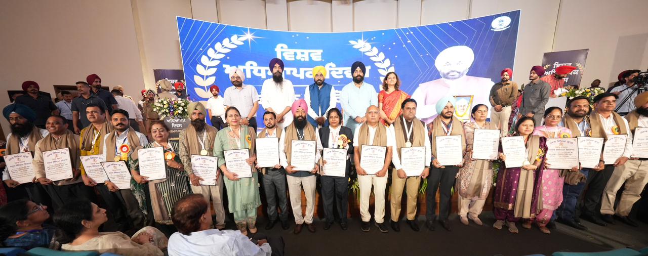 ਮੁੱਖ ਮੰਤਰੀ ਵੱਲੋਂ ਨੌਜਵਾਨ ਪੀੜ੍ਹੀ ਨੂੰ ਪੰਜਾਬ ਦੇ ਮਹਾਨ ਵਿਰਸੇ ਬਾਰੇ ਜਾਣੂੰ ਕਰਵਾਉਣ ਲਈ ਅਧਿਆਪਕਾਂ ਨੂੰ ਮੋਹਰੀ ਭੂਮਿਕਾ ਨਿਭਾਉਣ ਦਾ ਸੱਦਾ