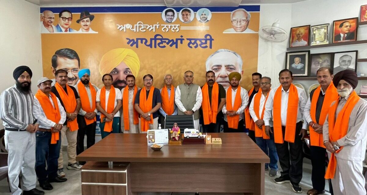 ਆਮ ਆਦਮੀ ਪਾਰਟੀ ਵੱਲੋਂ ਹਲਕਾ ਗੁਰਦਾਸਪੁਰ ਵਿੱਚ ਨਵੇਂ ਬਲਾਕ ਪ੍ਰਧਾਨਾਂ ਦੀ ਨਿਯੁਕਤੀ, ਸੀਨੀਅਰ ਆਗੂ ਰਮਨ ਬਹਿਲ ਵੱਲੋਂ ਵਧਾਈ