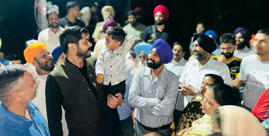 ਵਿਧਾਇਕ ਸ਼ੈਰੀ ਕਲਸੀ ਨੇ ਵਾਰਡ ਨੰਬਰ 19 ਦੇ ਵਾਸੀਆਂ ਦੀ ਮੰਗ ਕੀਤੀ ਪੂਰੀ-ਸਟਰੀਟ ਲਾਈਟਸ ਦਾ ਕੀਤਾ ਉਦਘਾਟਨ