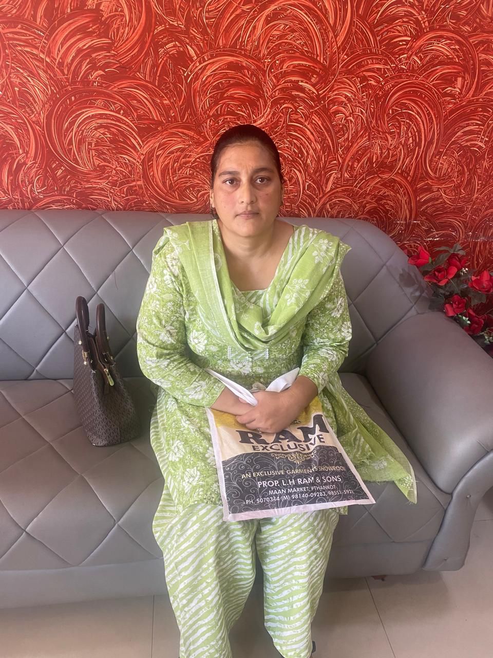 ਡਾ.ਹਰਜਿੰਦਰ ਸਿੰਘ ਬੇਦੀ ਵਧੀਕ ਡਿਪਟੀ ਕਮਿਸ਼ਨਰ (ਜ) ਵੱਲੋ ਨੇਕ ਉਪਰਾਲਾ – ਲੜਕੀ ਨੂੰ ਉਚੇਰੀ ਸਿੱਖਿਆ ਪ੍ਰਦਾਨ ਕਰਵਾਉਣ ਲਈ ਐੱਮ.ਕਾਮ ਵਿੱਚ ਐਡਮਿਸ਼ਨ ਕਰਵਾਈ