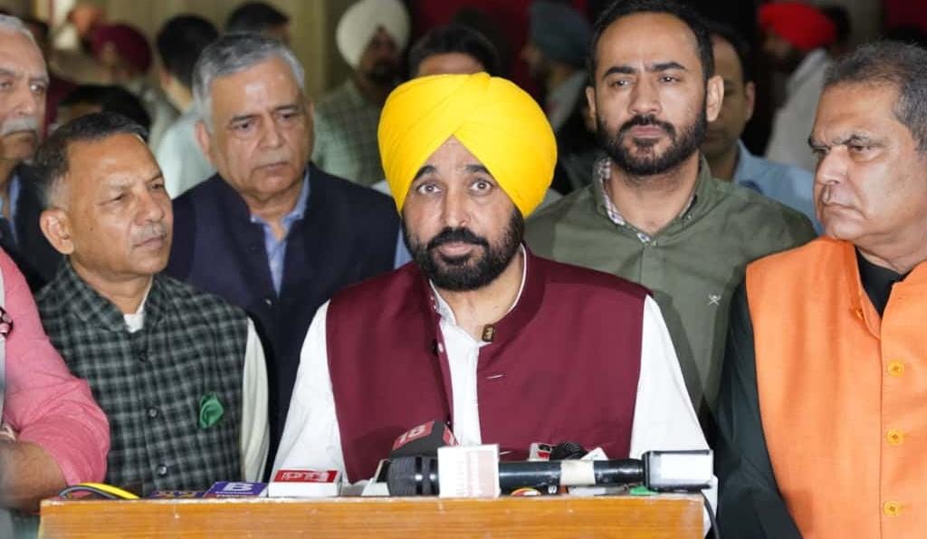 ਮੁੱਖ ਮੰਤਰੀ ਨੇ ਚੀਫ਼ ਜਸਟਿਸ ‘ਤੇ ਜੁੱਤੀ ਮਾਰਨ ਦੀ ਕੋਸ਼ਿਸ਼ ਦੀ ਸਖ਼ਤ ਆਲੋਚਨਾ ਕੀਤੀ, ਭਾਜਪਾ ਦੀ ਦਲਿਤ ਵਿਰੋਧੀ ਮਾਨਸਿਕਤਾ ਦਾ ਪ੍ਰਗਟਾਵਾ ਦੱਸਿਆ