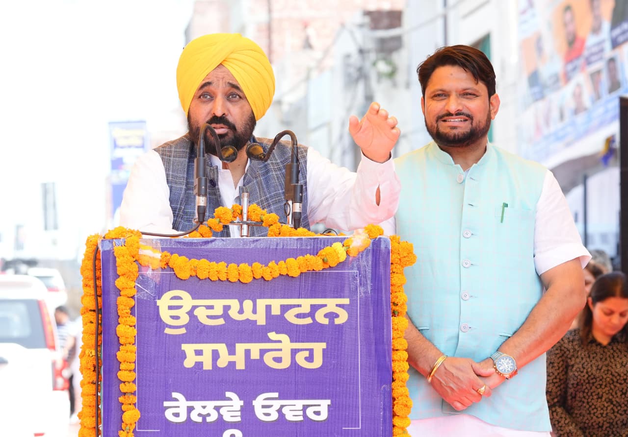 ਵਿਰੋਧੀ ਪਾਰਟੀਆਂ ਲੋਕਾਂ ਅਤੇ ਸੂਬੇ ਦੀ ਸੇਵਾ ਦੀ ਬਜਾਏ ਬਦਲਾਖ਼ੋਰੀ ਦੇ ਉਦੇਸ਼ ਨਾਲ ਸੱਤਾ ਵਿੱਚ ਆਉਣਾ ਚਾਹੁੰਦੀਆਂ: ਮੁੱਖ ਮੰਤਰੀ