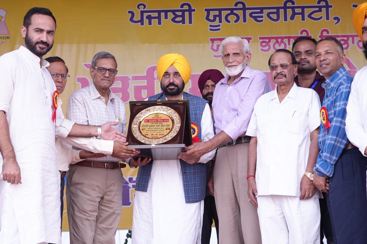 ਮੁੱਖ ਮੰਤਰੀ ਵੱਲੋਂ ਯੁਵਕ ਮੇਲਿਆਂ ਰਾਹੀਂ ਨੌਜਵਾਨਾਂ ਦੀ ਬੇਅੰਤ ਊਰਜਾ ਨੂੰ ਸਕਾਰਾਤਮਕ ਦਿਸ਼ਾ ਵਿੱਚ ਲਾਉਣ ਦੀ ਵਕਾਲਤ