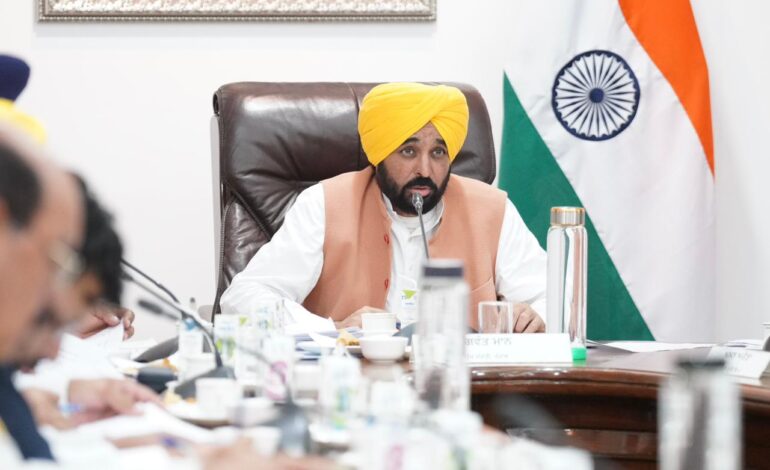 ਮੁੱਖ ਮੰਤਰੀ ਦੀ ਅਗਵਾਈ ਵਿੱਚ ਵਜ਼ਾਰਤ ਨੇ ਫਸਲ ਦੇ ਖਰਾਬੇ ਦਾ ਮੁਆਵਜ਼ਾ ਪ੍ਰਤੀ ਏਕੜ 20,000 ਰੁਪਏ ਦੇਣ ਦੇ ਇਤਿਹਾਸਕ ਫੈਸਲੇ ’ਤੇ ਮੋਹਰ ਲਾਈ