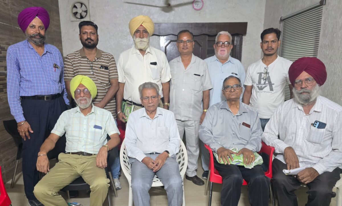 ਪੰਜਾਬੀ ਸਾਹਿਤ ਸਭਾ, ਗੁਰਦਾਸਪੁਰ ਦੀ ਬੈਠਕ ਵਿੱਚ ਵਿਚਾਰ ਚਰਚਾ