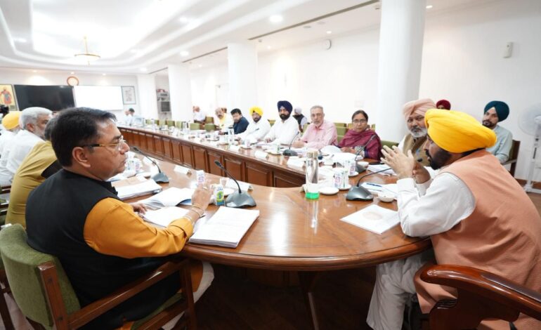 ਪੰਜਾਬ ਦੀਆਂ ਜੇਲ੍ਹਾਂ ਵਿੱਚ ‘Sniffer Supercops’ ਤਾਇਨਾਤ! ਨਸ਼ੇ ਦੀ ਜੜ੍ਹ ਕੱਟਣ ਲਈ ਮਾਨ ਸਰਕਾਰ ਦਾ ਅਹਿਮ ਫੈਸਲਾ!   