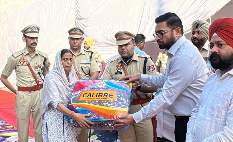 ਸ਼ਹੀਦ ਦੇਸ਼ ਤੇ ਕੌਮ ਦਾ ਸਰਮਾਇਆ ਹੁੰਦੇ ਹਨ-ਪੂਰਾ ਦੇਸ਼ ਹਮੇਸ਼ਾਂ ਆਪਣੇ ਸ਼ਹੀਦਾਂ ਦਾ ਰਿਣੀ ਰਹੇਗਾ- ਐੱਸ.ਐੱਸ.ਪੀ ਆਦਿੱਤਯ